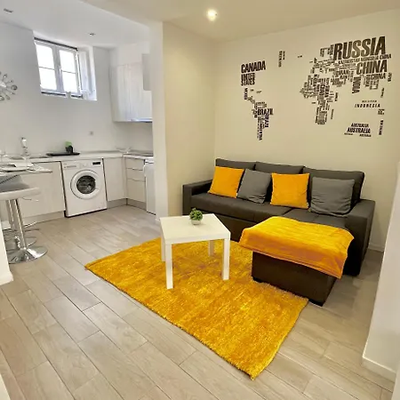 Typical Lisbon Center Apartment *