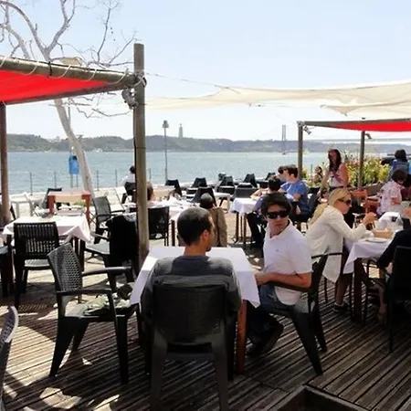 アパート Typical Center リスボン